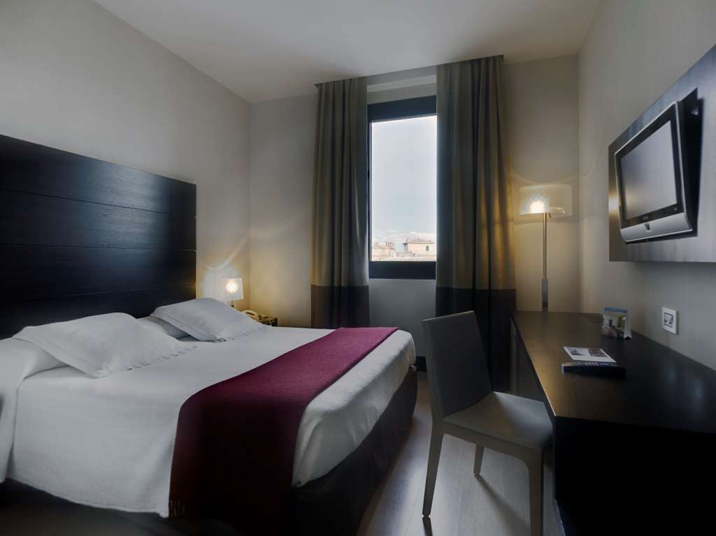 Hotel Nh Siena Camera foto